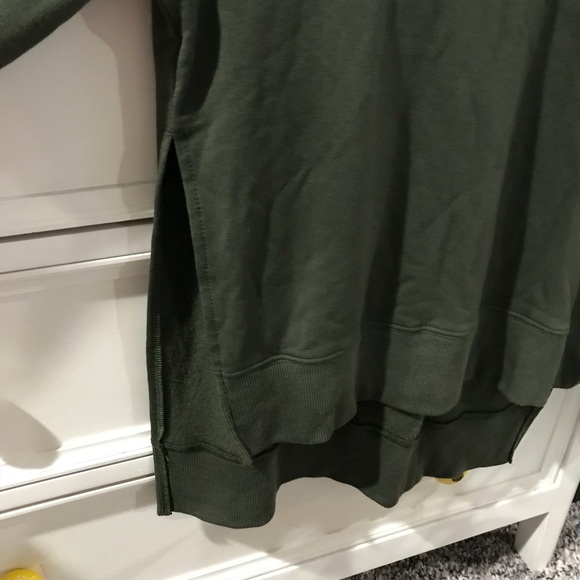 Womens sweater size XS - Picture 4 of 4